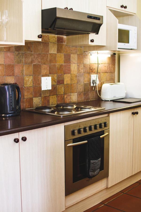 Swellendam Self Catering Villa Ngoại thất bức ảnh