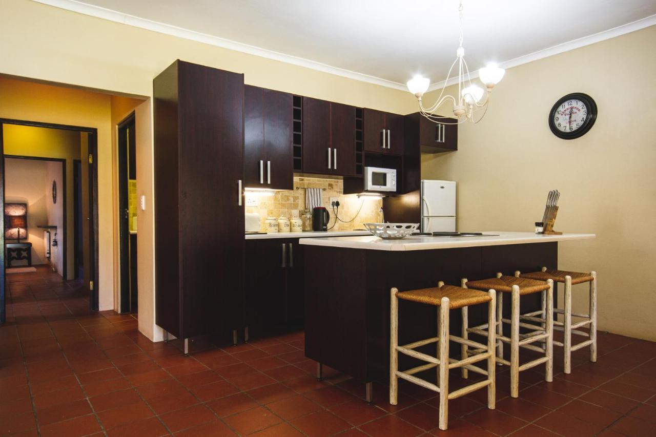 Swellendam Self Catering Villa Ngoại thất bức ảnh
