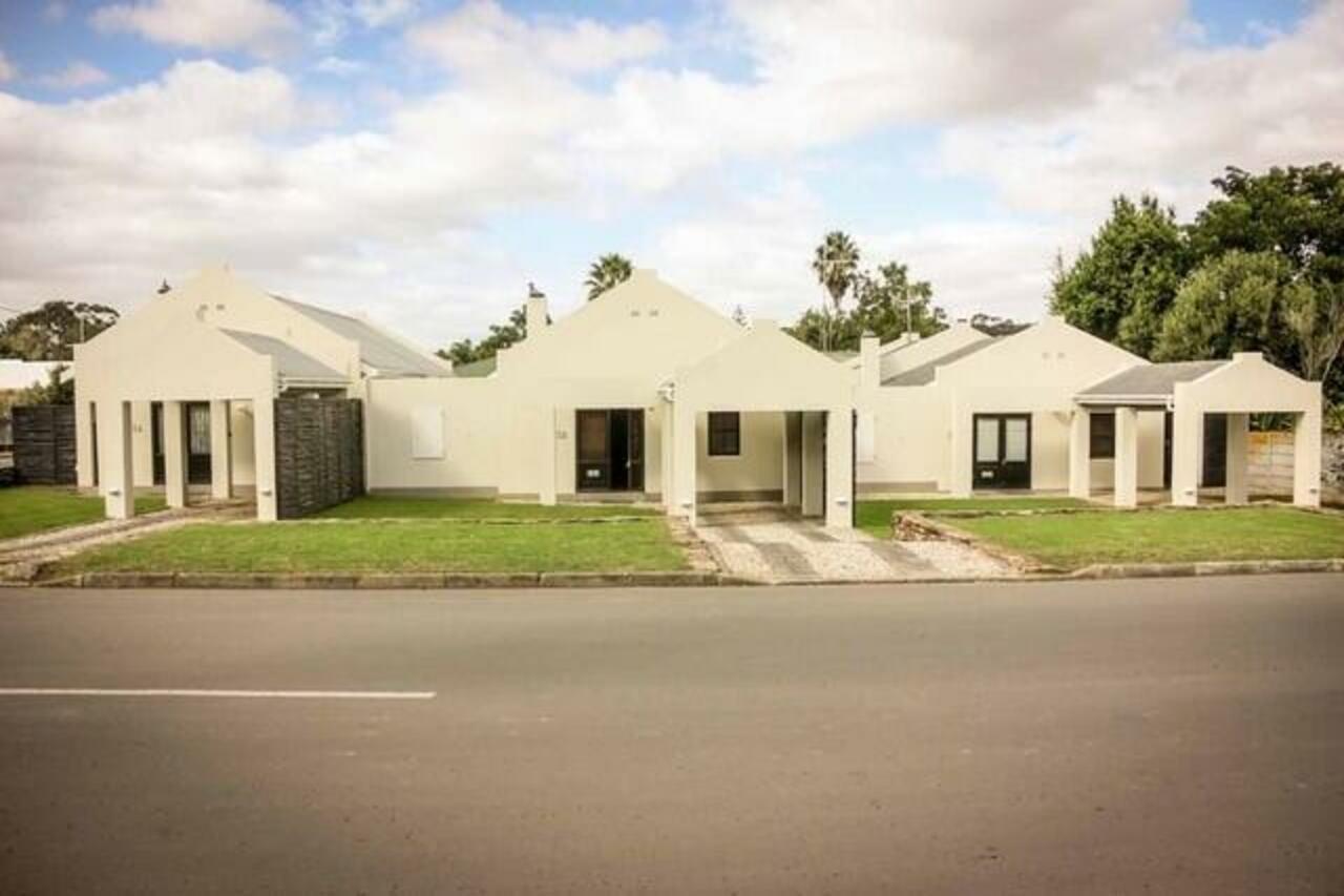 Swellendam Self Catering Villa Ngoại thất bức ảnh