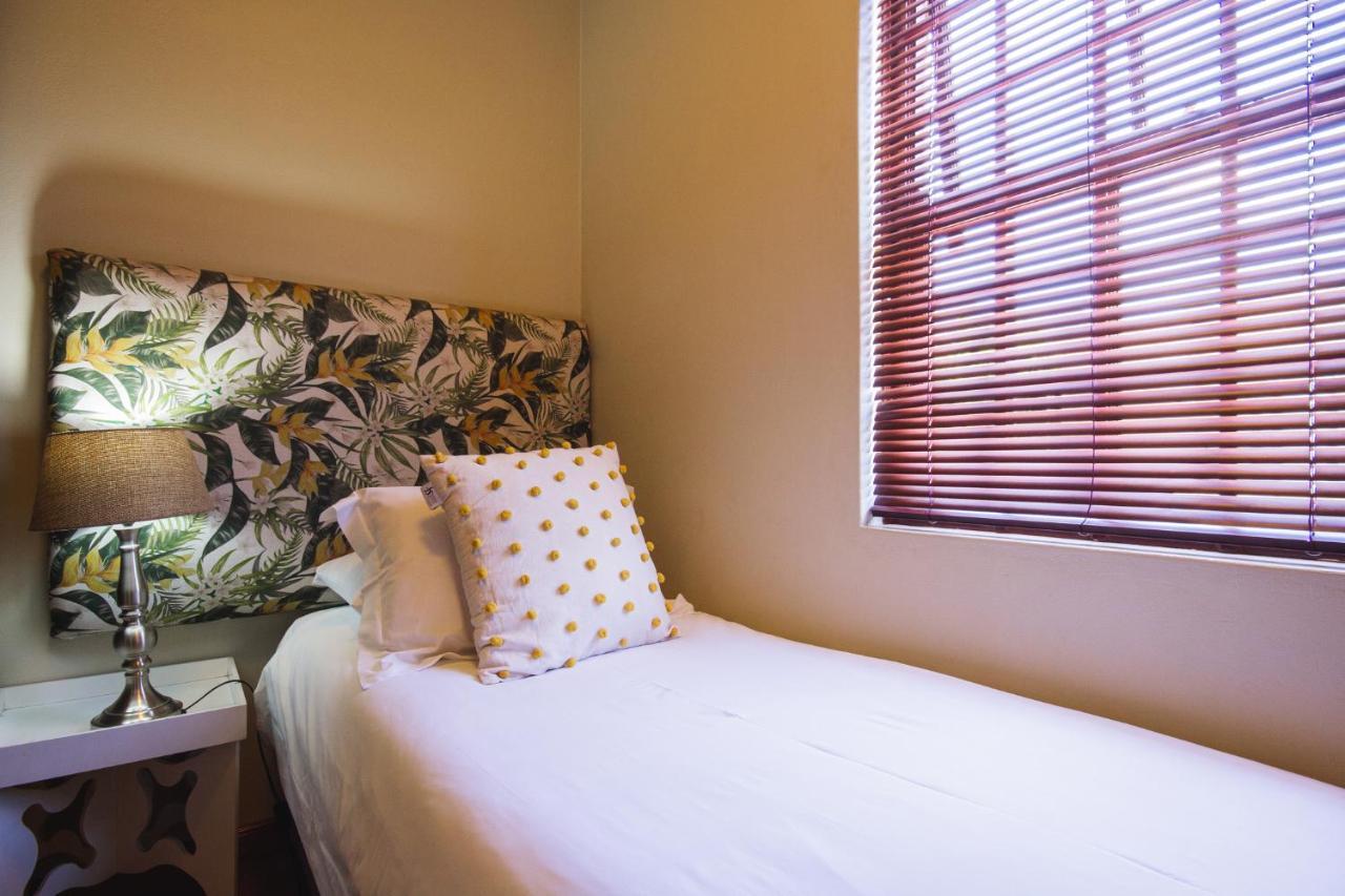 Swellendam Self Catering Villa Ngoại thất bức ảnh