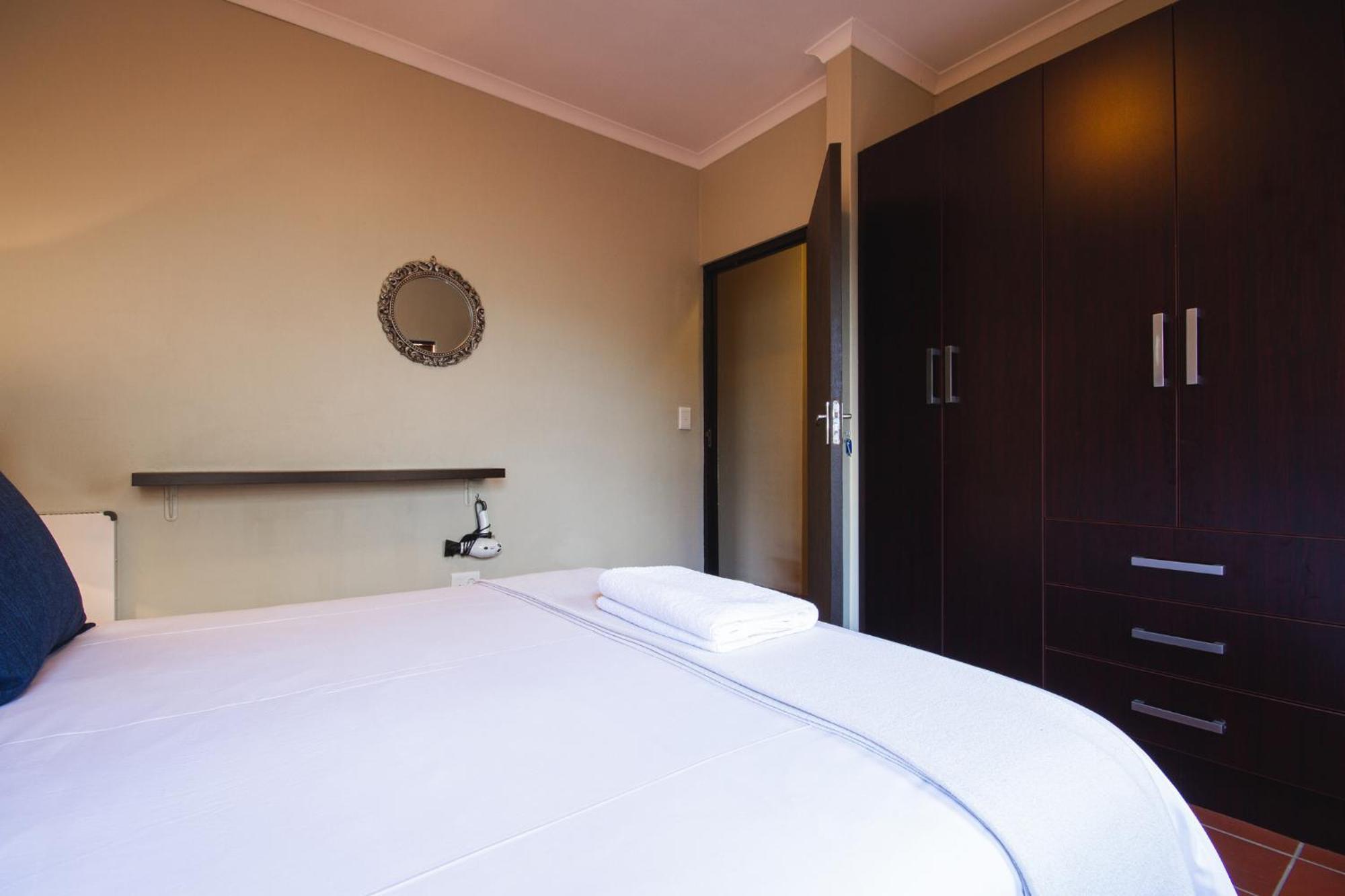 Swellendam Self Catering Villa Phòng bức ảnh