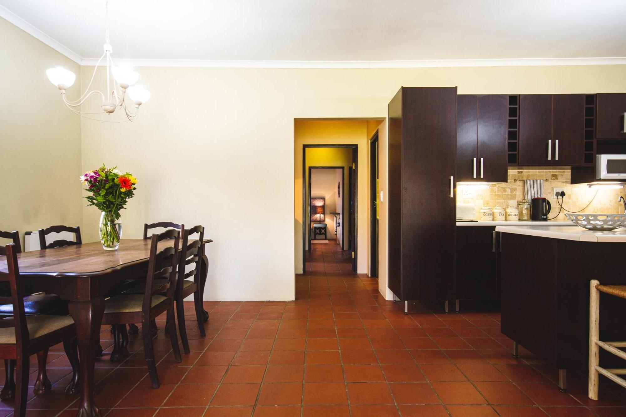 Swellendam Self Catering Villa Ngoại thất bức ảnh